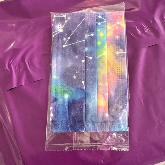 kids size disposable face masks NIP - Picture 2 of 2